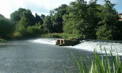 River Dove – resticted access at site of Eggington weir